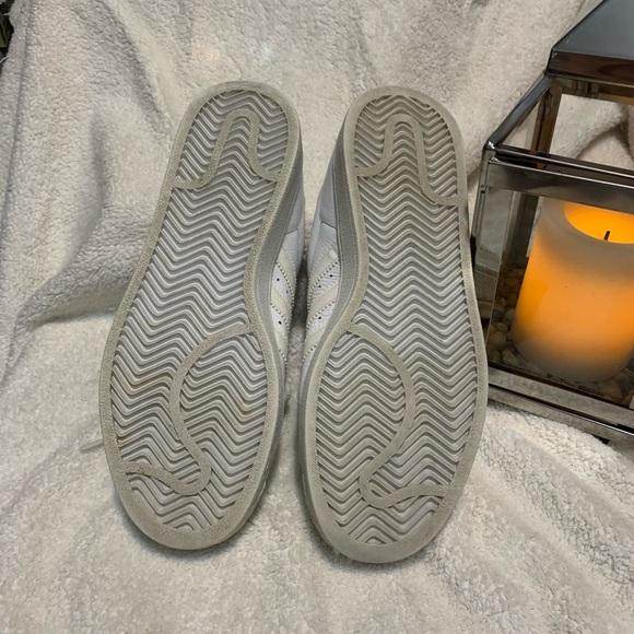 Men's Adidas Superstars 7.5 all white - Picture 7 of 7